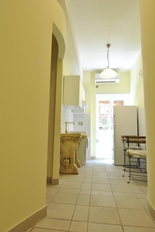 Roma Tourist House Ξενοδοχείο Εξωτερικό φωτογραφία